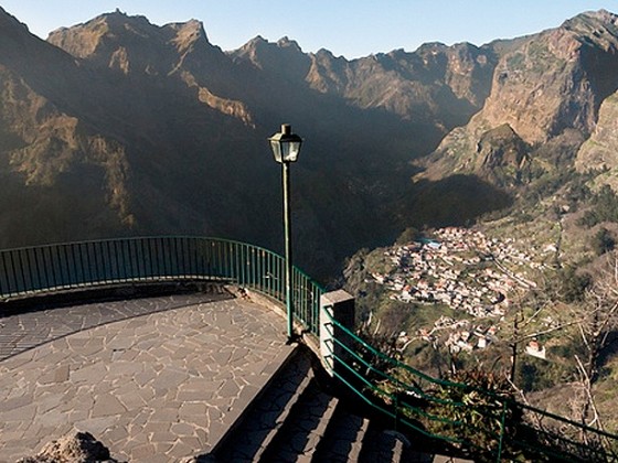 Eira do Serrado / Monte